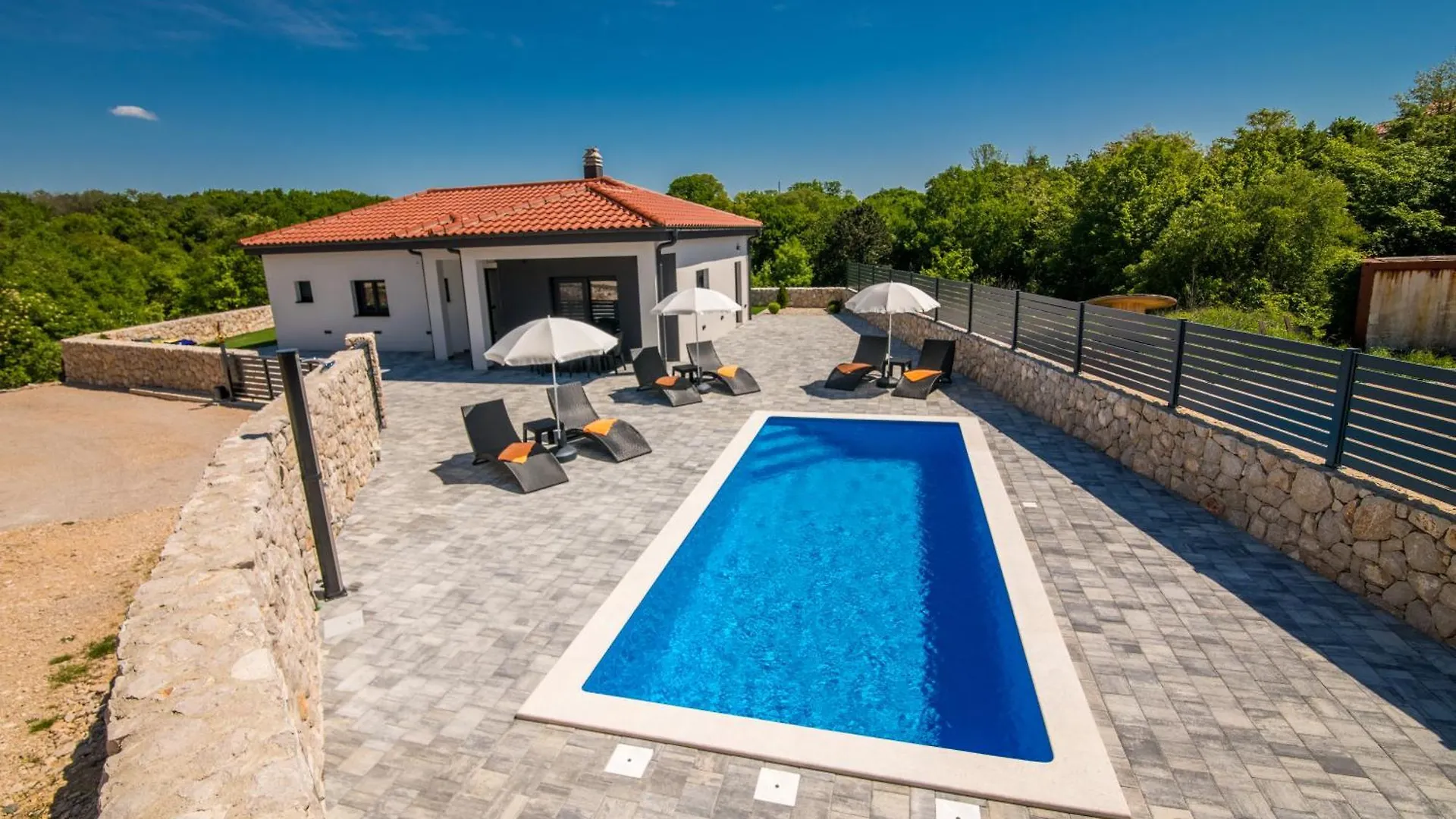Holiday home Villa Enie Garica
